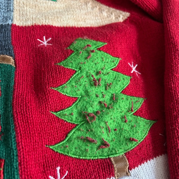 Vintage Christmas patchwork sweater - Picture 9 of 10